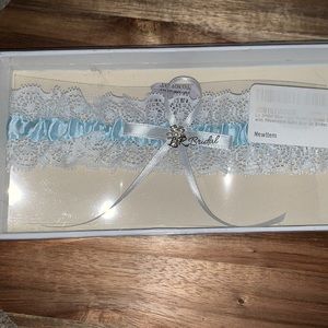 LR Bridal Blue Garter satin and Lace